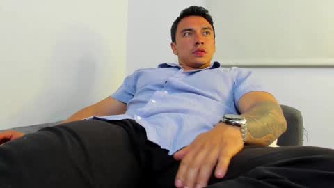 EITHAN CONOR online show from March 27, 2026, 4:07 am