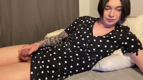 Snapshot of ekoebm chatting on November 10, 2025, 11:04 pm Sweeet popcorn online show from November 10, 2025, 11:04 pm