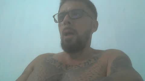 Snapshot of el_principe_veryhot chatting on February 3, 2026, 4:32 am el_principe_veryhot online show from February 3, 2026, 4:32 am