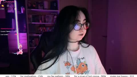 Snapshot of el_sweety chatting on March 16, 2026, 1:04 pm If you like it when I meow give me a thumbs up online show from March 16, 2026, 1:04 pm