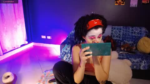 Snapshot of ela_0 chatting on March 8, 2025, 4:56 am Ela  Help me reach 100 thumbs up online show from March 8, 2025, 4:56 am