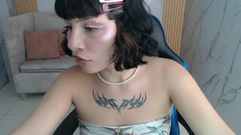 ELA  online show from April 8, 2026, 7:58 pm