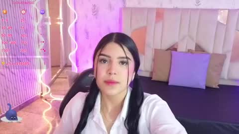 Snapshot of ela_tay1 chatting on April 2, 2026, 5:21 pm ela_tay1 online show from April 2, 2026, 5:21 pm