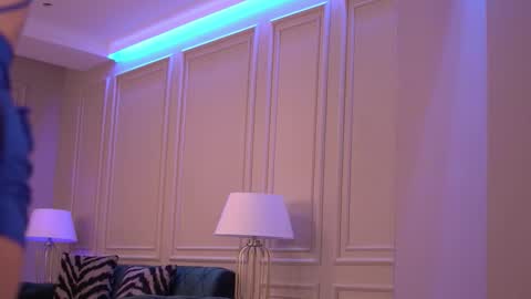 Ella online show from March 21, 2026, 5:56 am