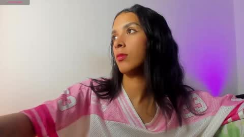 Snapshot of elagrace_ chatting on May 27, 2026, 1:57 am Ela33 online show from May 27, 2026, 1:57 am
