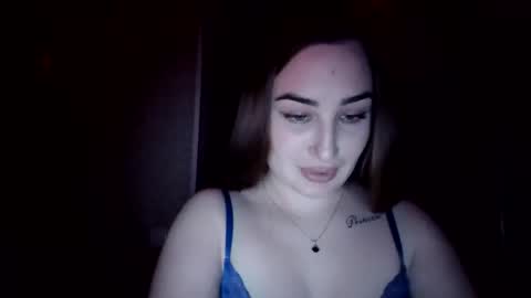 Elaine Bell online show from March 12, 2026, 9:43 pm