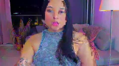 Snapshot of elaine_summer chatting on April 8, 2026, 4:56 am Elaine Summer online show from April 8, 2026, 4:56 am