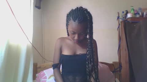 elalia1234 online show from December 15, 2025, 8:29 am