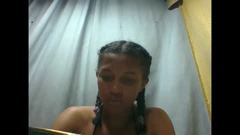 elaliealdy online show from December 4, 2025, 9:51 am