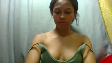 elaliealdy online show from March 19, 2026, 4:38 am