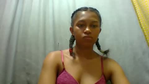 elaliealdy online show from March 27, 2026, 7:36 am