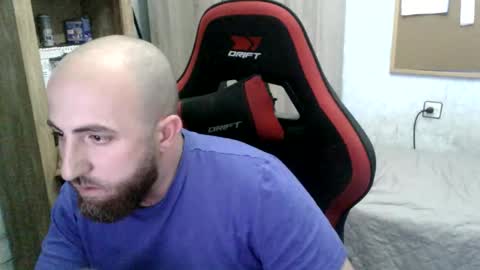 elamordeyuli online show from May 27, 2026, 12:24 pm