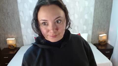 Snapshot of elamurray chatting on November 13, 2025, 11:20 am elamurray online show from November 13, 2025, 11:20 am