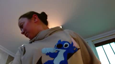 Snapshot of elamurray chatting on November 25, 2025, 11:21 am elamurray online show from November 25, 2025, 11:21 am