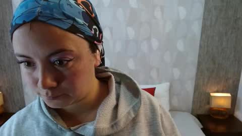 Snapshot of elamurray chatting on November 26, 2025, 11:11 am elamurray online show from November 26, 2025, 11:11 am