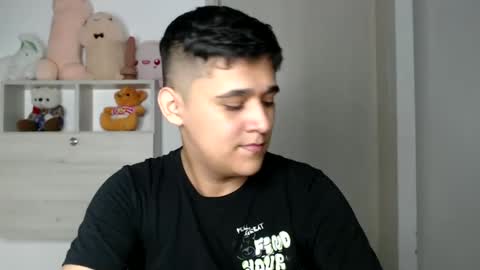 Snapshot of elandor__79876 chatting on November 8, 2025, 6:57 am elandor online show from November 8, 2025, 6:57 am