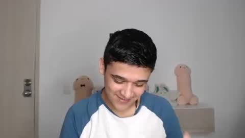 Snapshot of elandor__79876 chatting on November 26, 2025, 7:09 am elandor online show from November 26, 2025, 7:09 am