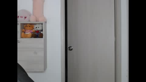 Snapshot of elandor__79876 chatting on November 30, 2025, 8:02 pm elandor online show from November 30, 2025, 8:02 pm