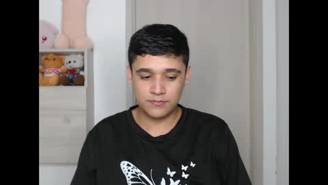 Snapshot of elandor__79876 chatting on December 3, 2025, 6:10 am elandor online show from December 3, 2025, 6:10 am