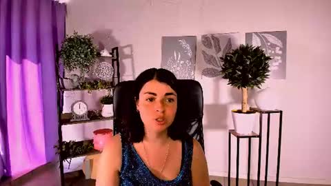Snapshot of elara_starfall chatting on June 11, 2026, 5:49 am Marta online show from June 11, 2026, 5:49 am