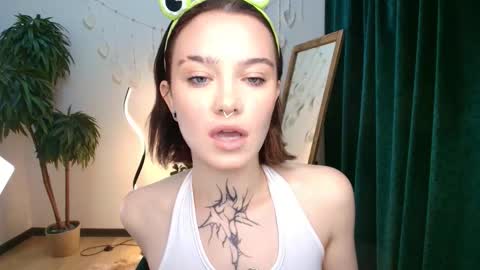 Snapshot of elastikiss chatting on October 19, 2025, 2:12 am elastikiss online show from October 19, 2025, 2:12 am