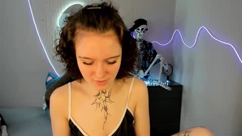 Snapshot of elastikiss chatting on March 16, 2026, 5:44 am elastikiss online show from March 16, 2026, 5:44 am