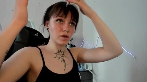 Snapshot of elastikiss chatting on March 24, 2026, 10:31 am elastikiss online show from March 24, 2026, 10:31 am