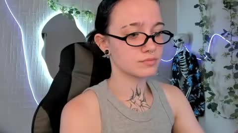 Snapshot of elastikiss chatting on June 23, 2026, 7:50 am elastikiss online show from June 23, 2026, 7:50 am