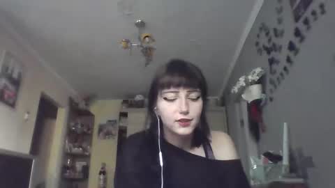 Snapshot of elaynetanton chatting on June 26, 2026, 4:44 pm Lia online show from June 26, 2026, 4:44 pm