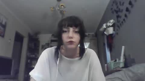Snapshot of elaynetanton chatting on July 20, 2026, 4:31 pm Lia online show from July 20, 2026, 4:31 pm