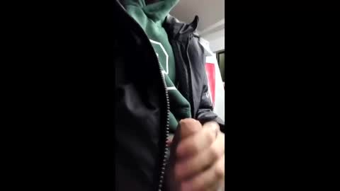 Snapshot of elbicho_2007 chatting on March 1, 2026, 7:27 pm elbicho_2007 online show from March 1, 2026, 7:27 pm