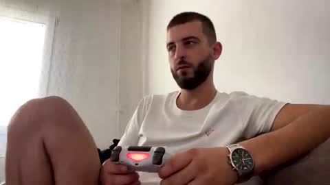 elchapoguzman95 online show from November 1, 2025, 10:50 am