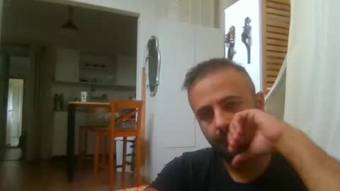 daniel18cmx online show from January 19, 2026, 2:26 am