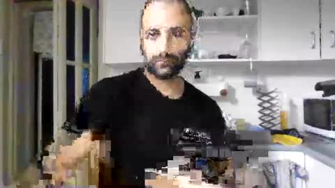 daniel18cmx online show from May 11, 2026, 2:39 am