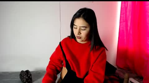 Ele online show from April 15, 2026, 3:30 pm