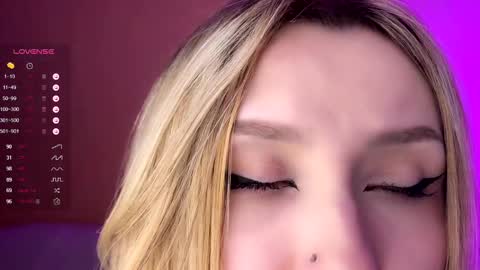 Ella online show from January 19, 2025, 6:10 pm