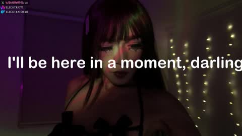 ELECKTRA online show from October 24, 2025, 3:25 am