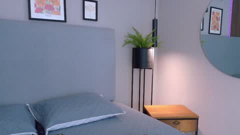 ELECTRA  online show from April 11, 2026, 11:58 am