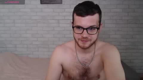 Snapshot of electric_smile chatting on July 19, 2026, 6:17 am Alex online show from July 19, 2026, 6:17 am
