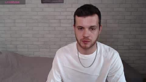 Snapshot of electric_smile chatting on July 26, 2026, 1:29 pm Alex online show from July 26, 2026, 1:29 pm