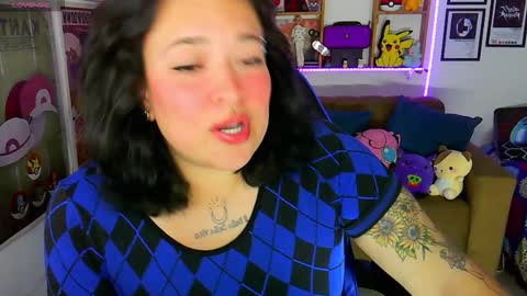 Snapshot of electricsapphire chatting on October 6, 2025, 5:38 am Alejandra online show from October 6, 2025, 5:38 am