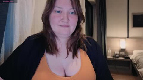 Snapshot of elegant_pleasure chatting on April 13, 2026, 3:17 pm elegant_pleasure online show from April 13, 2026, 3:17 pm