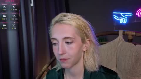 Snapshot of elen__moore chatting on June 26, 2026, 5:45 am Elen online show from June 26, 2026, 5:45 am