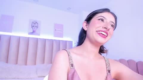 Snapshot of elena_dolce chatting on May 22, 2026, 9:53 pm Elena online show from May 22, 2026, 9:53 pm