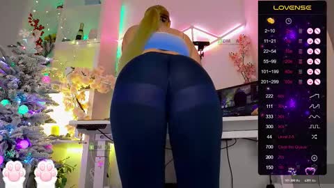 Elena online show from December 17, 2025, 9:54 pm