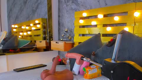 Elena online show from February 27, 2025, 7:26 pm