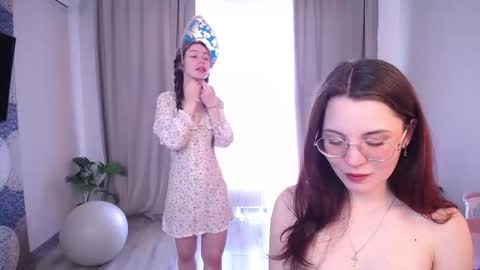 Elena online show from March 12, 2026, 7:25 am