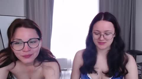 Elena online show from May 13, 2026, 7:06 am