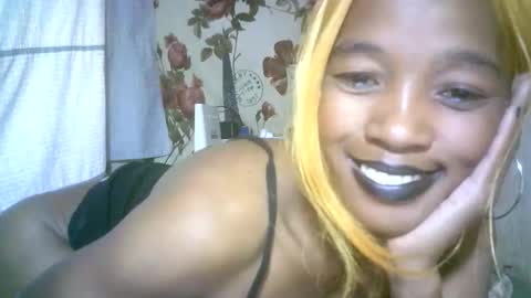 elenah013 online show from October 27, 2025, 8:40 am