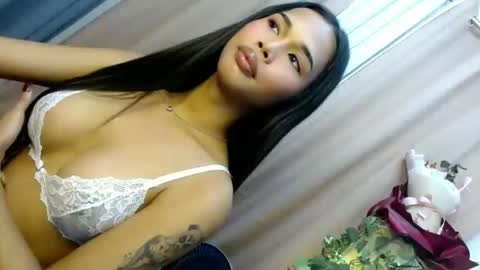 Snapshot of elenapierce69 chatting on May 17, 2026, 8:23 am Call me Yours. online show from May 17, 2026, 8:23 am